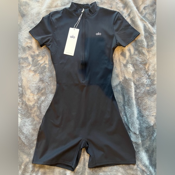 ALO Yoga Black jumpsuit - Picture 1 of 2